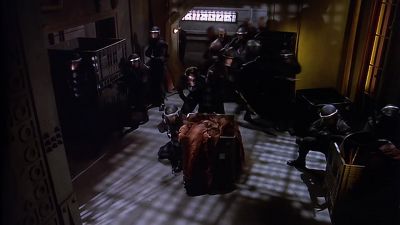 Take up position. - Babylon 5