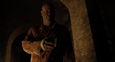 Talk correct or get raped - Brawl in Cell Block 99