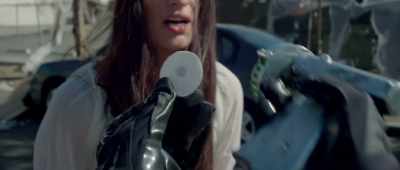 Talk to me, Doctor.
How she doin'? - Pandemic