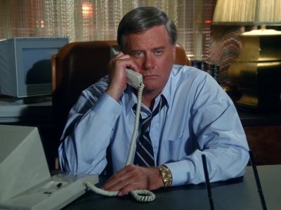 Talk to me, Mandy.
Talk to me. - Dallas