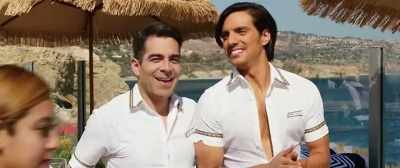 Talk to me, Rafa.
What's on the menu? - How to Be a Latin Lover