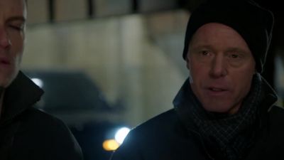 - Talk to me. - Chicago P.D.
