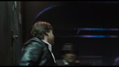 Talk! Talk! Don't shoot! Don't shoot! Don't shoot! Are you Richie Roberts? Yes, so what? You've been - American Gangster
