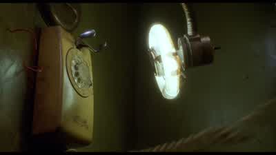 Talk to me. - Mulholland Drive