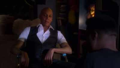 Talking about my hot man
and my perfect relationship. - AJ and the Queen