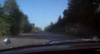 Tango 6, Tango 2.
He"s headed toward the chalk quarry. - Scream and Scream Again