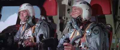Tanker to receiver. You've got it all. - Bombers B-52