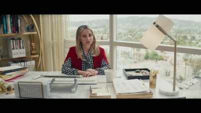 Tanya, I've lived
in LA for 30 years. - Don't Tell Mom the Babysitter's Dead