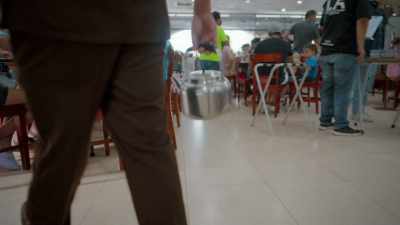 - [tapping glass] - Eva Longoria: Searching for Mexico