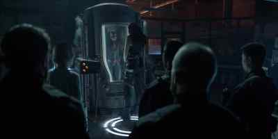 [tapping on glass] - Batwoman