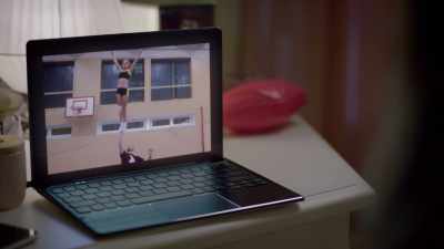 (TAPS KEYBOARD) - Bring It On: Worldwide #Cheersmack