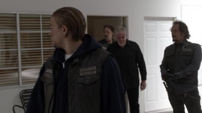 Tara and Gemma. - Sons of Anarchy