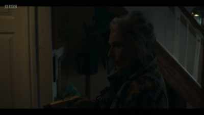 (taser whirring) - The Jetty