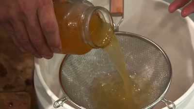  [tater] I've always made
  apple brandies - Moonshiners: Master Distiller