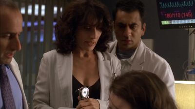 Taub: Heartbeat? - House