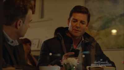 Taylor Harden broke
into the house - Last Scene Alive: An Aurora Teagarden Mystery