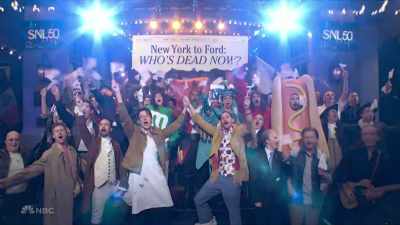 ‫Taylor swift.
‫Babe, we need those.
‫What's going on back there? - SNL50: The Anniversary Special