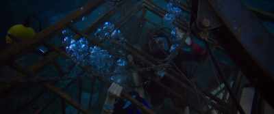 - Taylor! Taylor!
- Wait, wait, wait. Stop. - 47 Meters Down