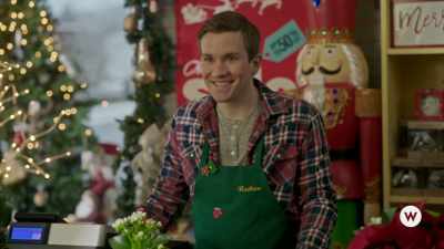 Taylor!
You two are finally here! - My Grown-Up Christmas List