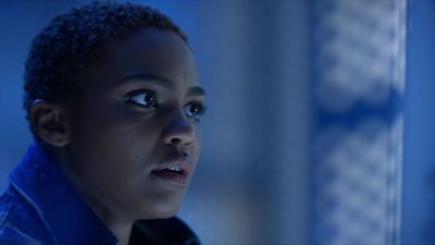 - [TC hesitating] Is that...
- That's my dad. - Black Lightning