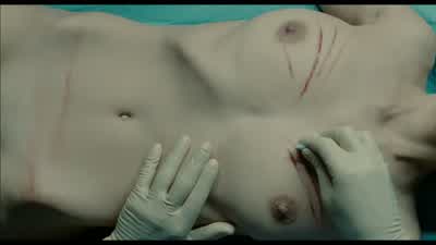 Te importa respirar mas suave? - The Skin I Live In