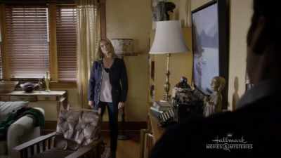 Tea might have been
nice while we discuss - Site Unseen: An Emma Fielding Mystery