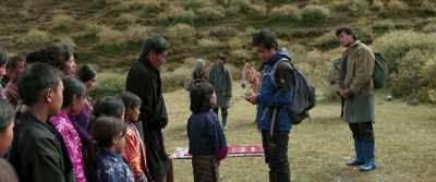 Teacher,
this letter is from all us students. - Lunana: A Yak in the Classroom