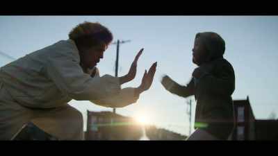Teaching me how
to hold my hands, - Free Meek
