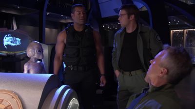 Teal'c. What's with the hair? - Stargate SG-1