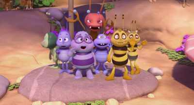Team Buggy Hollow! - Maya the Bee: The Honey Games