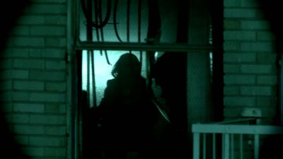 Team leader:
I got something - third floor. - Castle