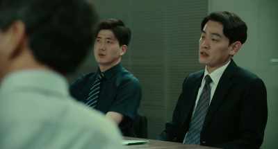 Team leader, this is a bit overdone, right? - Kim Ji-young, Born 1982