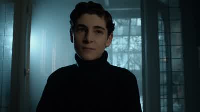Team, spread out. - Gotham