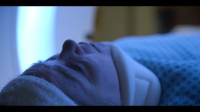 [technician] Take a deep breath.
Count to ten. - Dead to Me