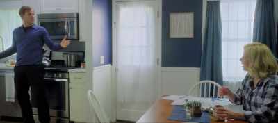 - Ted, have you lost your mind?
- It's a really cheap apartment, - Twelve