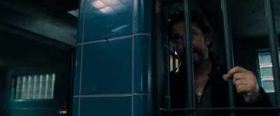 - Teddy.
- No, you don't. - Copshop