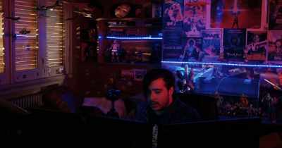 Tehát, akkor segítesz nekem? - Dark Web: Descent Into Hell