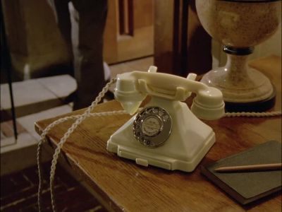 (telephone ringing) - Agatha Christie's Poirot