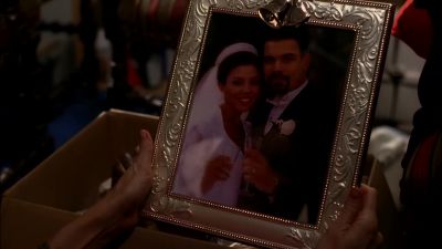 [ TELEPHONE RINGS ] - Desperate Housewives