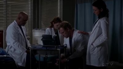 [ Telephone rings ] - Grey's Anatomy