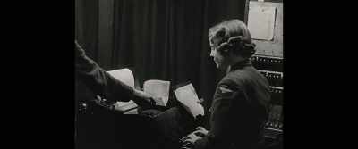 Telephonists,
messengers, teleprint operators - Lancaster