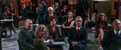 Television can control public opinion - Looker