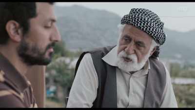 Tell her about her honor.
Hold her better. - Zagros