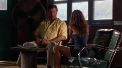 Tell me about
this new client. - Burn Notice