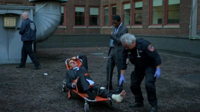 Tell me again
how you ended up dangling off a building? - Marvel's Daredevil