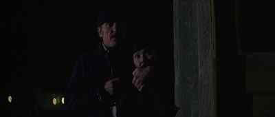 Tell her father to come out. - The Killer Elite