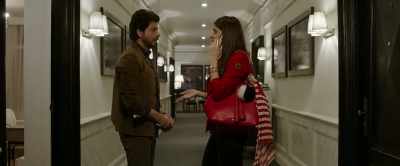 Tell him Harry is with me.
Papa knows he's helpful. - Jab Harry Met Sejal