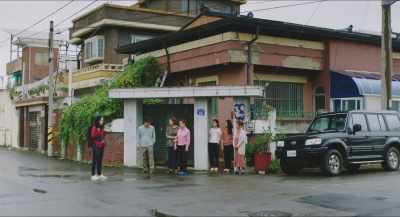 Tell her that I can drive her. - Return to Seoul