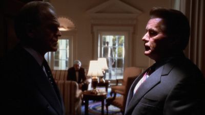 Tell Leo's office I'm coming over. - The West Wing