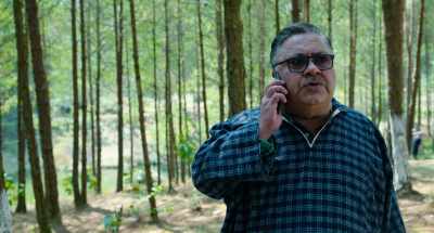 Tell me his location, Aman. - Anek